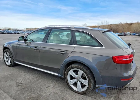 2014 Audi A4 Allroad Premium Plus z USA, uszkodzony, nr VIN WA1UFAFL2EA046710